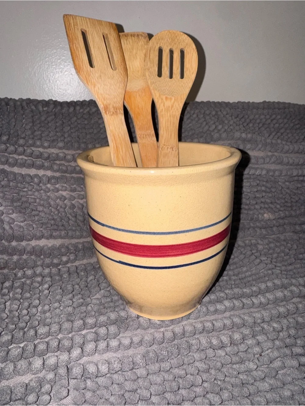 Vintage R.R.P. Co. Roseville Ohio Stoneware Crock | Farmhouse Kitchen Crock